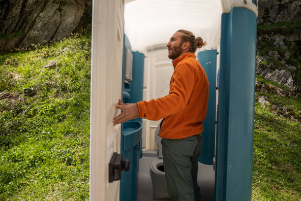 Portable Toilet Options We Offer in Wade Hampton, SC